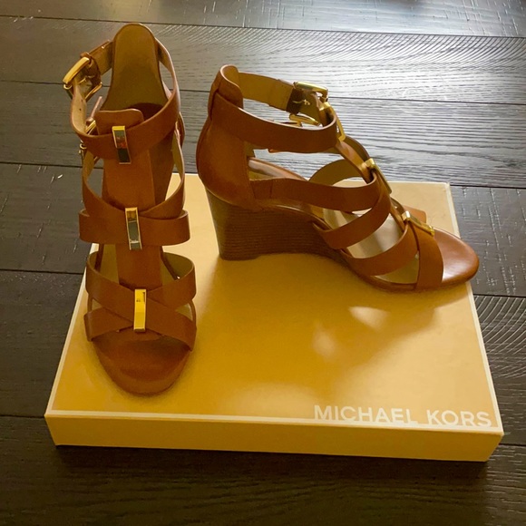 Michael kors strap leather shoes